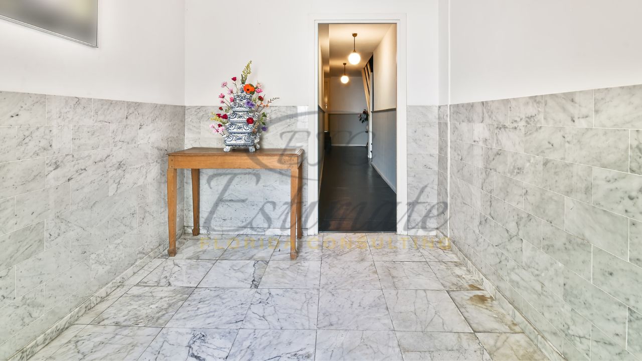 Textured Marble Tiles Flooring in Weston
