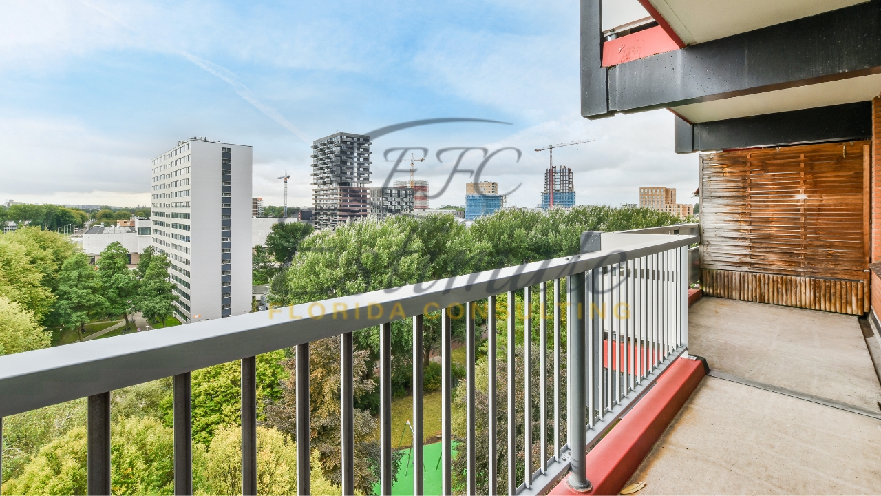 Commercial Balcony Railing Installation in Florida