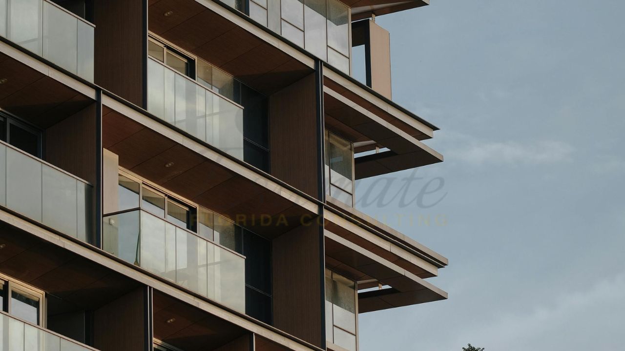 Railing Installers for High-Rise Balconies in Florida