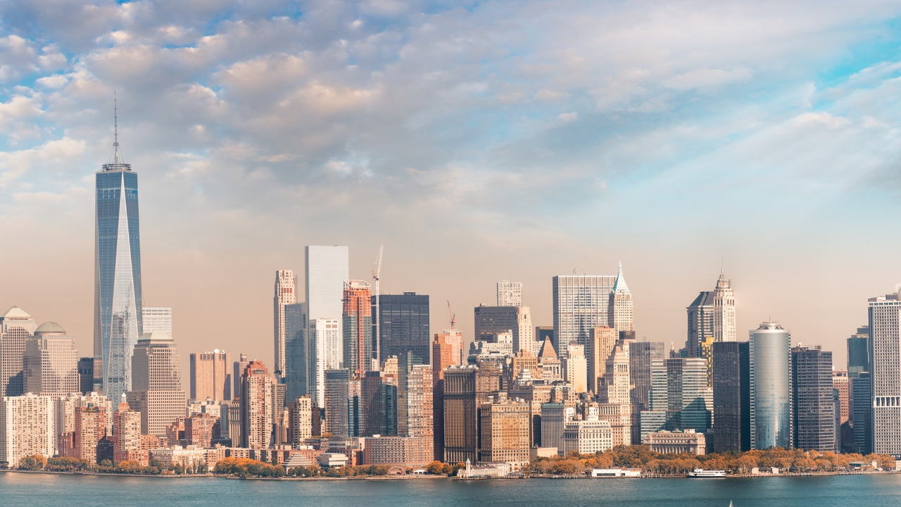Roofing Cost Estimator in Manhattan