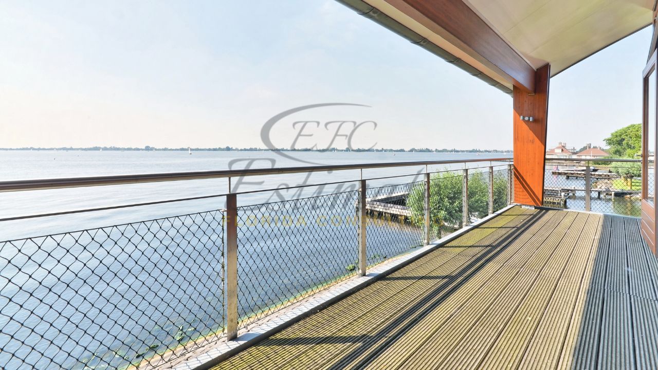 Metal Staircase Contractors in Boca Raton
