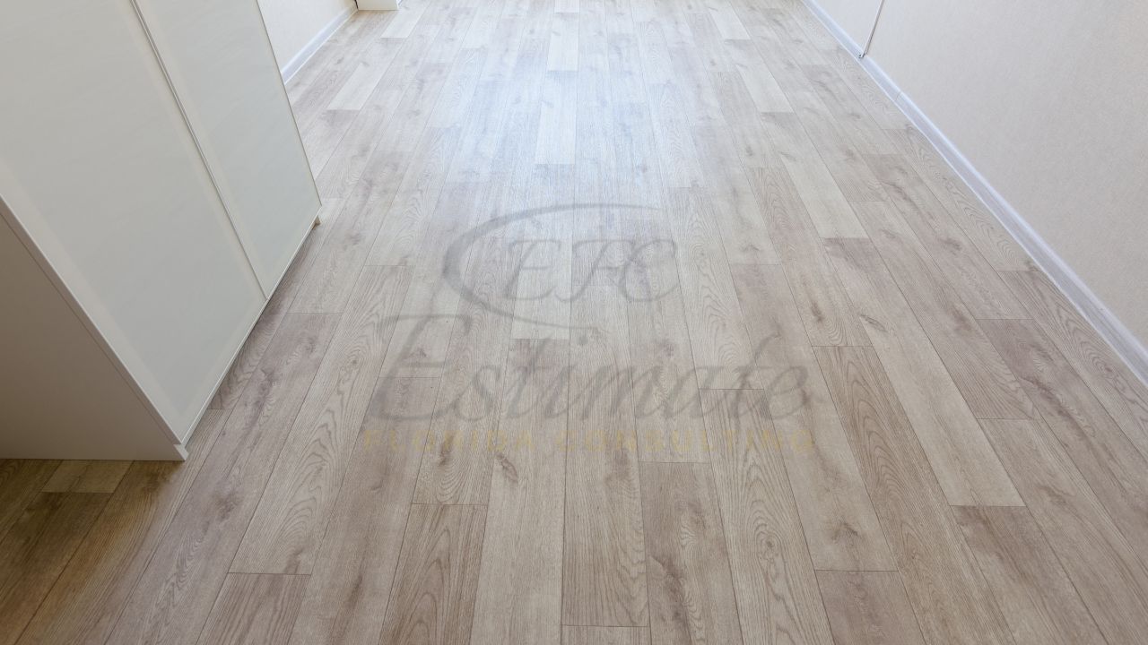 Linoleum Flooring Contractors in Coral Springs