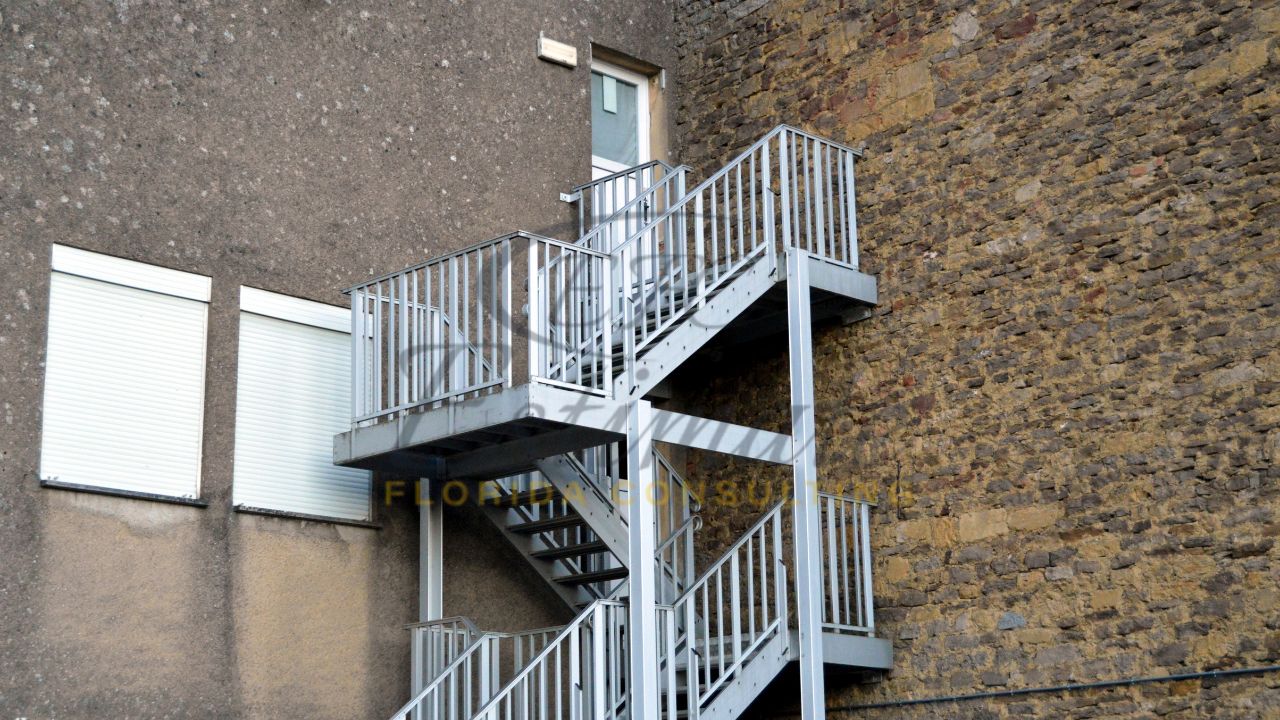 Metal Staircase Contractors in Miami
