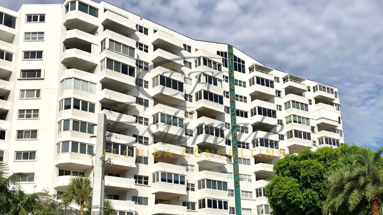 Why Businesses Should Repaint Every 3–5 Years in Florida