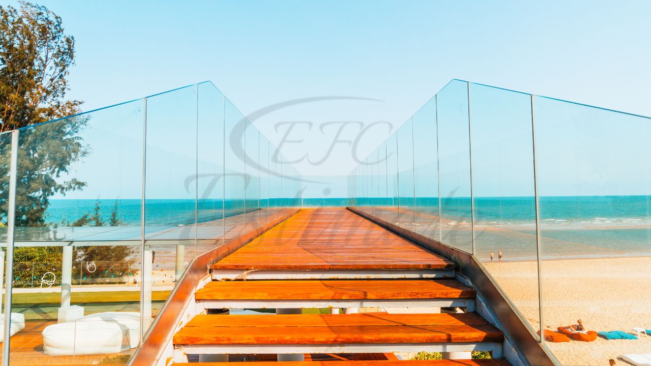 10 Reasons Florida Homeowners Love Frameless Glass Railings