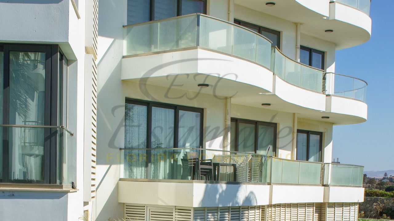 How Much Does It Cost to Install Glass in a Balcony