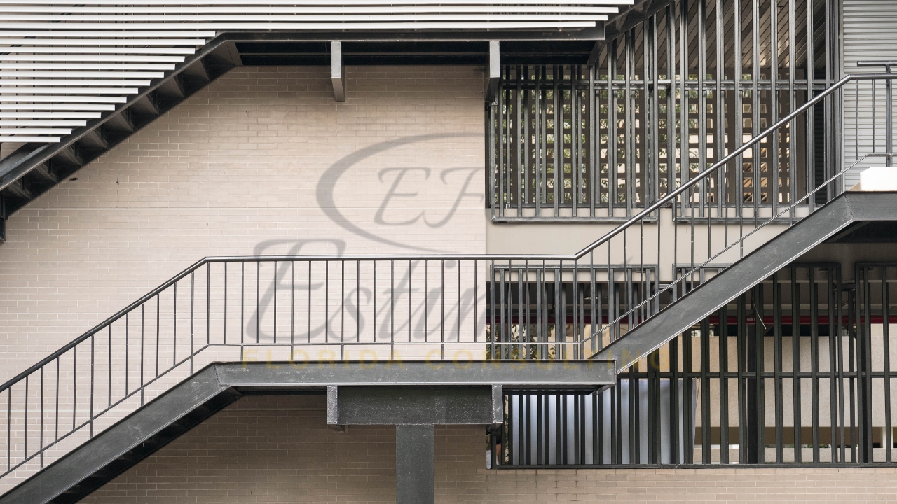 Metal Staircase Contractors in Naples