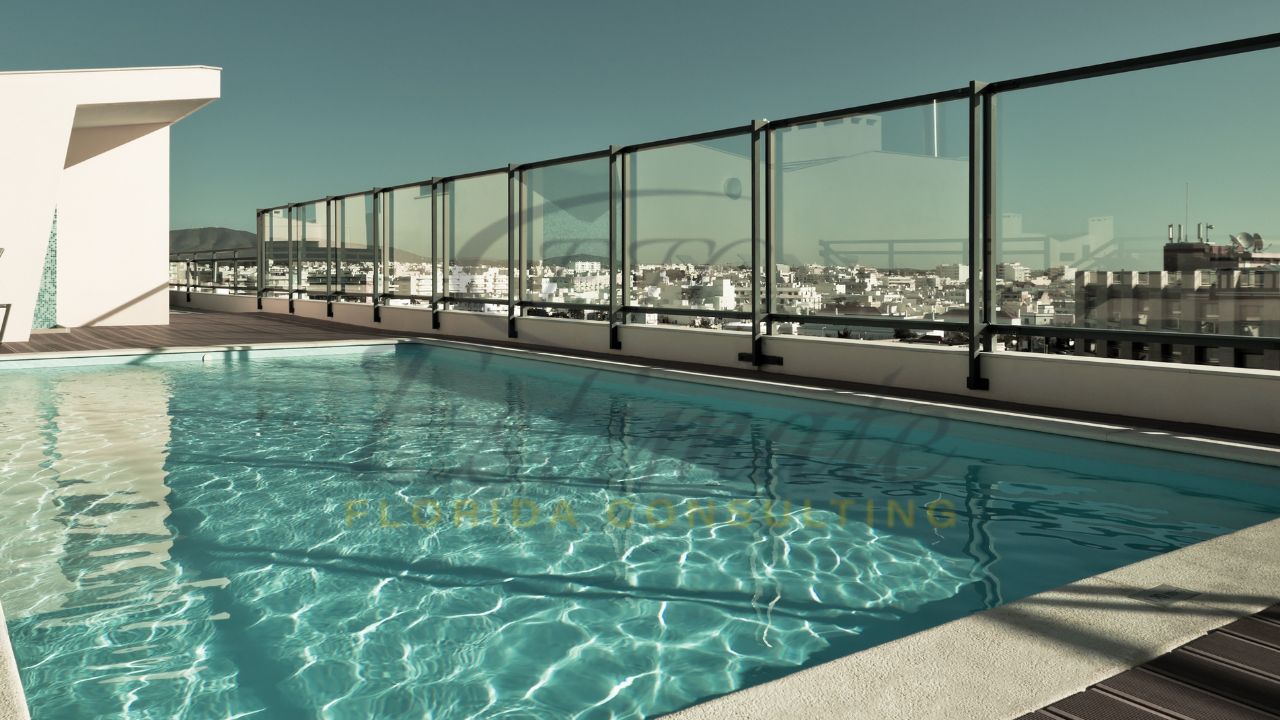 Read more about the article Pool Glass Fence & Railing Installation in West Palm Beach, FL (2026 Guide)