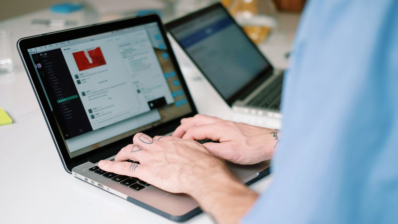 Why Backlinks and Reviews Matter for Florida Contractor SEO