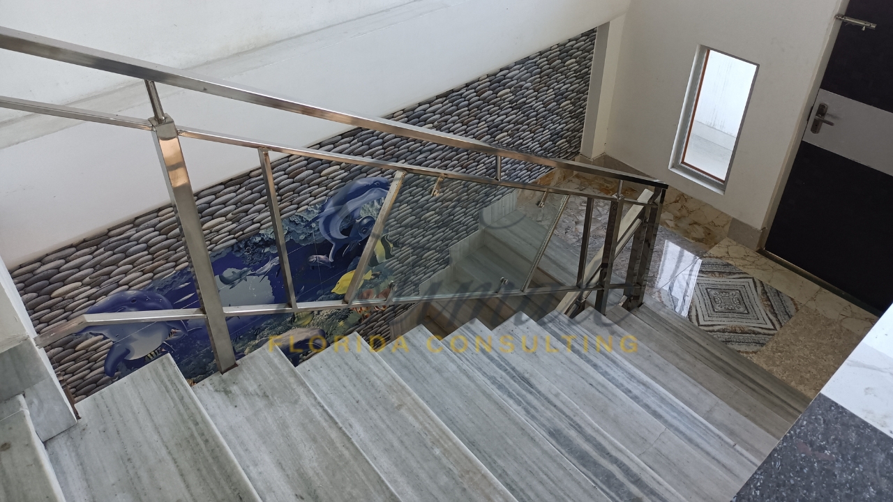 How Much Does It Cost to Replace Stair Railings